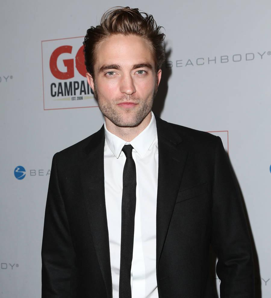 Robert Pattinson is crippled by his lack of self confidence