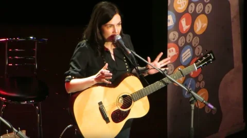 ARTIST SPOTLIGHT: Lori McKenna