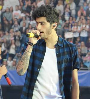 Zayn Malik thanks fans for support at Wembley show