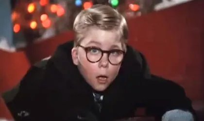 'Tis the Season for Holiday Movie Classics!
