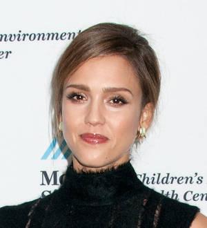 Jessica Alba honoured for children's work