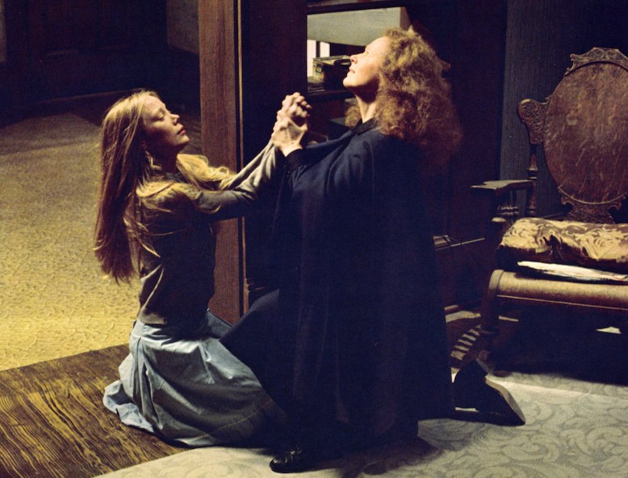 Mike Flanagan Bringing Stephen King's 'Carrie' to Amazon!