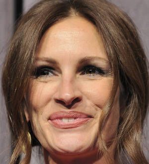 Julia Roberts auctioning lunch date