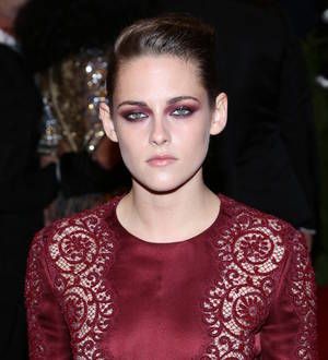 Kristen Stewart going back to school