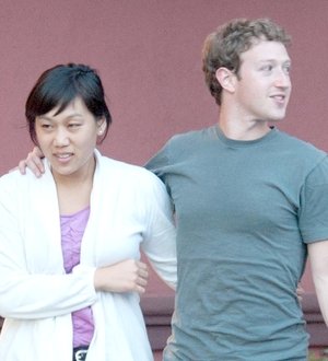 Mark Zuckerberg weds