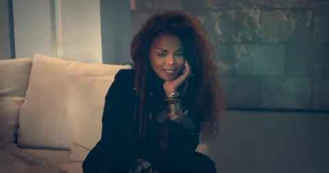 Janet Jackson's 'Unbreakable' Comeback In Full Swing!