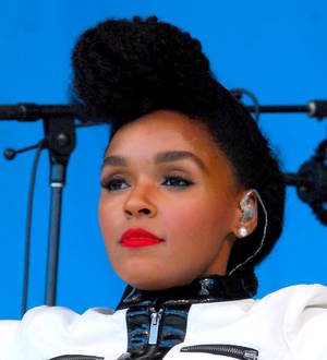 Janelle Monae performs for the president at political fundraiser