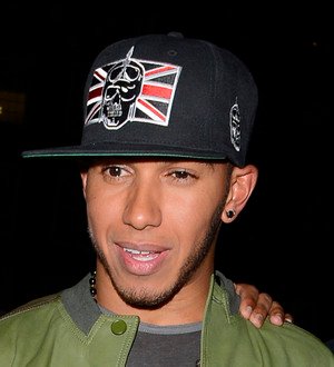 Lewis Hamilton blasts cheating rumours