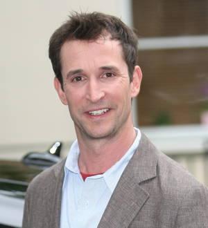 Noah Wyle in talks to reprise role in The Librarian