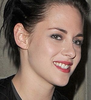 Kristen Stewart ice sculpture unveiled in London