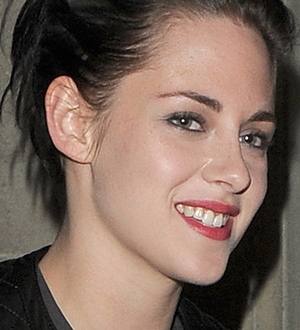 Kristen Stewart ice sculpture unveiled in London