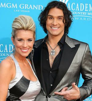 Joe Nichols to be a dad again