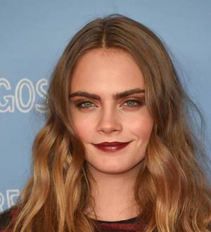 Cara Delevingne: 'I am dating St. Vincent'