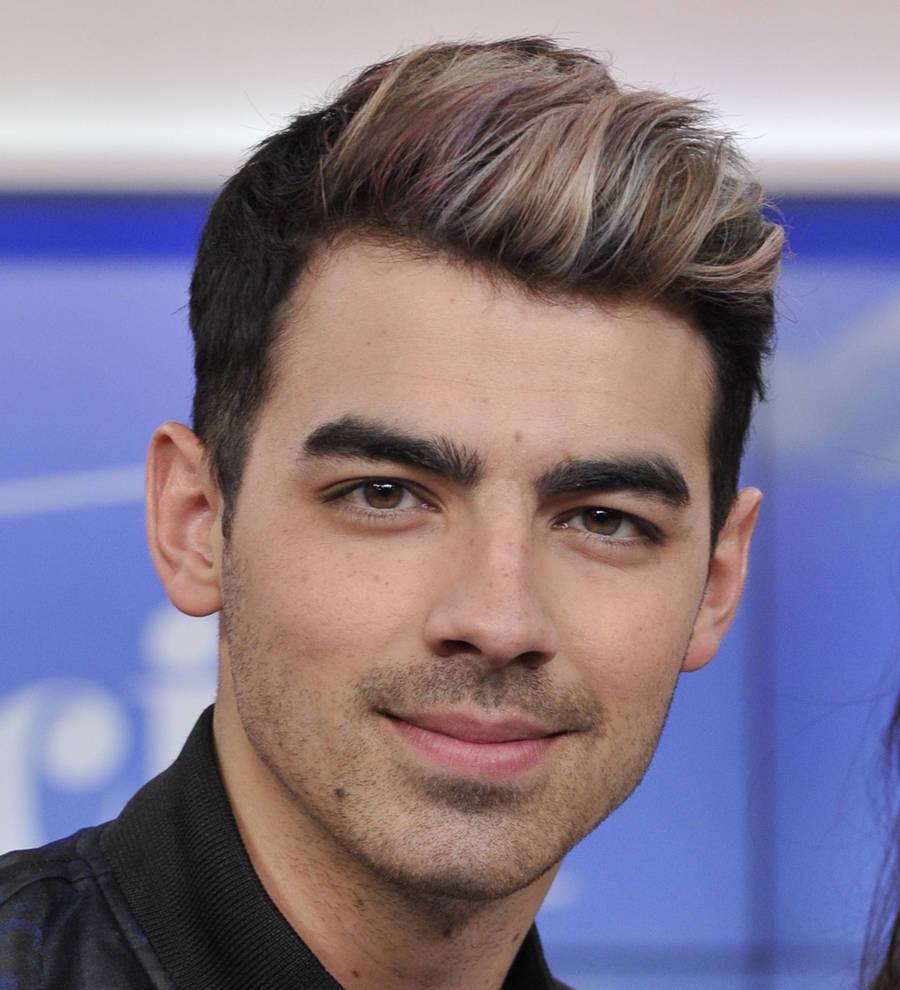 Joe Jonas splits from model Jessica Serfaty - report