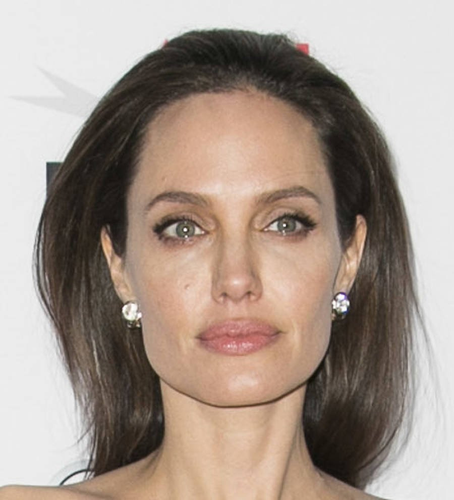 Judge signs off on Angelina Jolie and Brad Pitt's custody agreement
