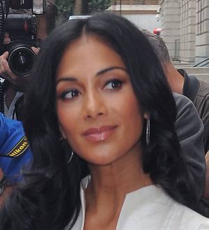 Nicole Scherzinger representative denies singer kissed Chris Brown at nightclub