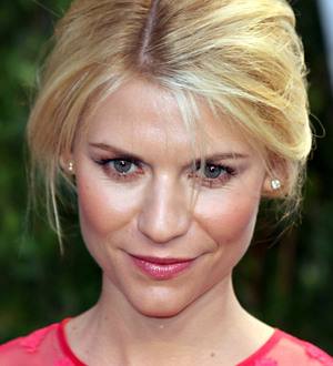 Claire Danes watches Hugh Dancy on TV