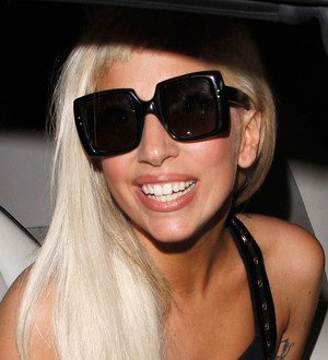 Lady Gaga dating Taylor Kinney?