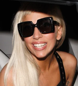 Lady Gaga dating Taylor Kinney?