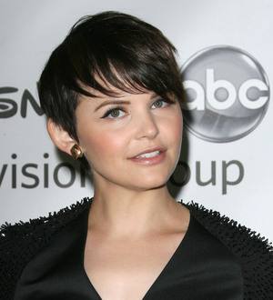 Ginnifer Goodwin curbing her swearing on TV set