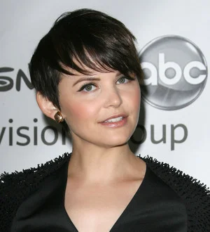 Ginnifer Goodwin curbing her swearing on TV set