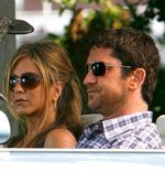 Gerard Butler and Jennifer Aniston Holding Hands?