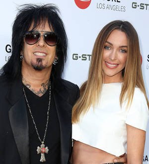 Nikki Sixx weds model