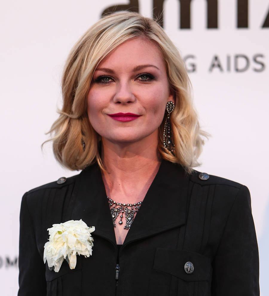 Kirsten Dunst dating TV co-star Jesse Plemons