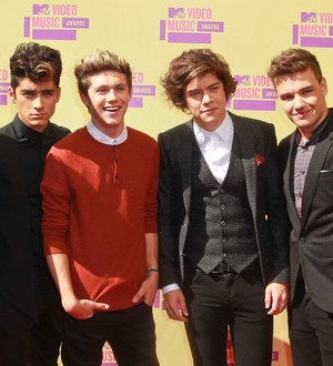 One Direction land Michael Jackson's bodyguard