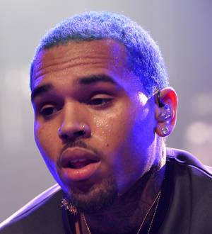 Chris Brown fighting to get name on daughter's birth certificate - report