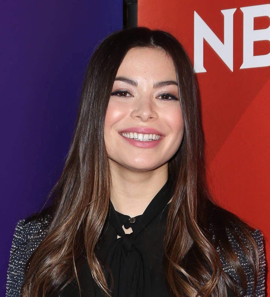 Miranda Cosgrove doesn't like living alone