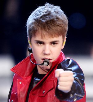 Bieber urging fans to adopt pets from animal shelters