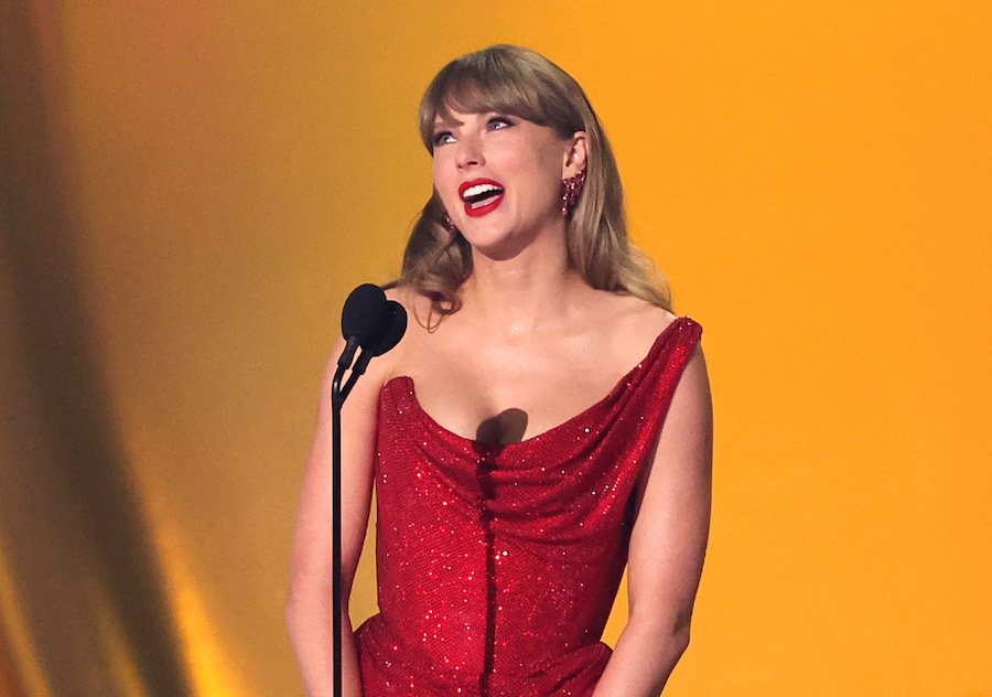 Is Taylor Swift Teasing Something (Again)?!