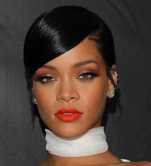 Rihanna to host first gala for foundation