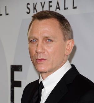 Daniel Craig's obscene gesture to snapper