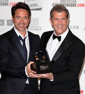 Downey, Jr. asks Hollywood to 'forgive' Gibson