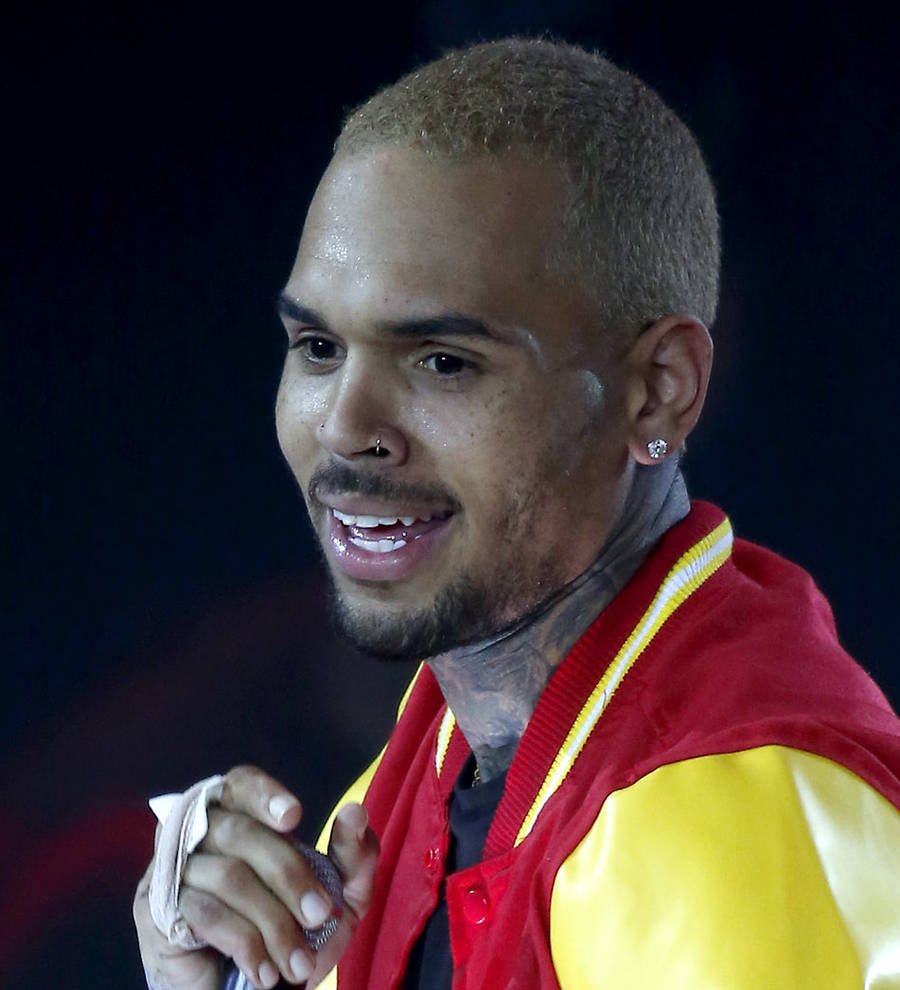 Chris Brown denies addiction allegations