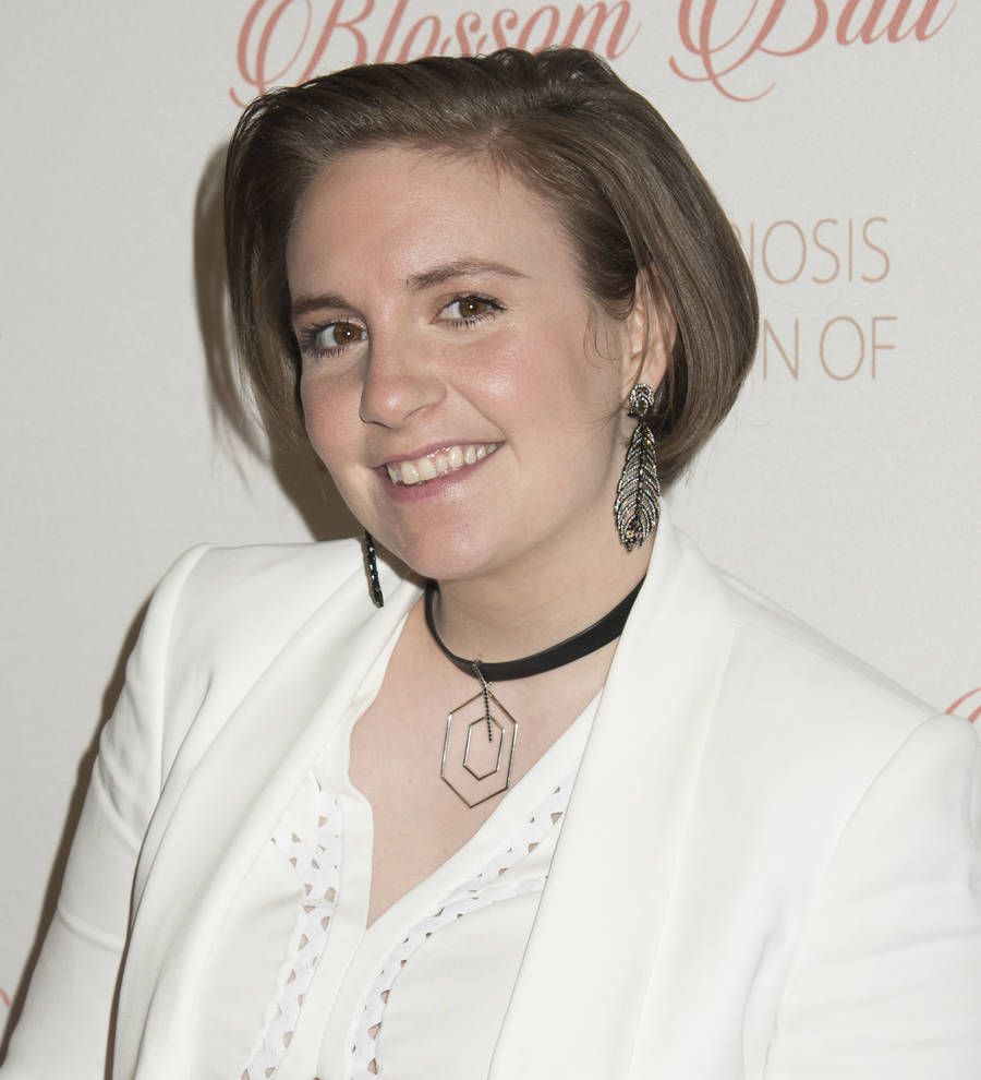 Lena Dunham gets a moonstone anniversary ring from beau