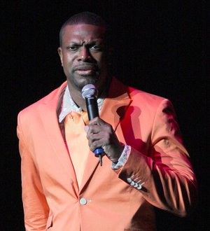 Chris Tucker jokes about money woes