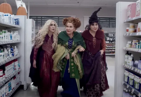 Our 5 Favorite Callbacks In 'Hocus Pocus 2'!