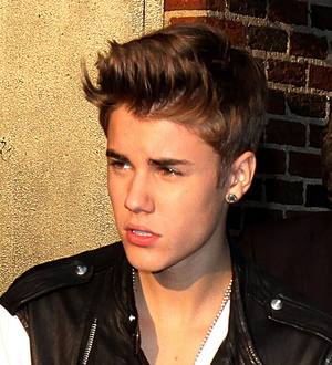 Speeding Bieber reported by 10 drivers