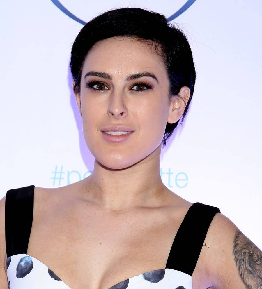 Rumer Willis makes cabaret debut
