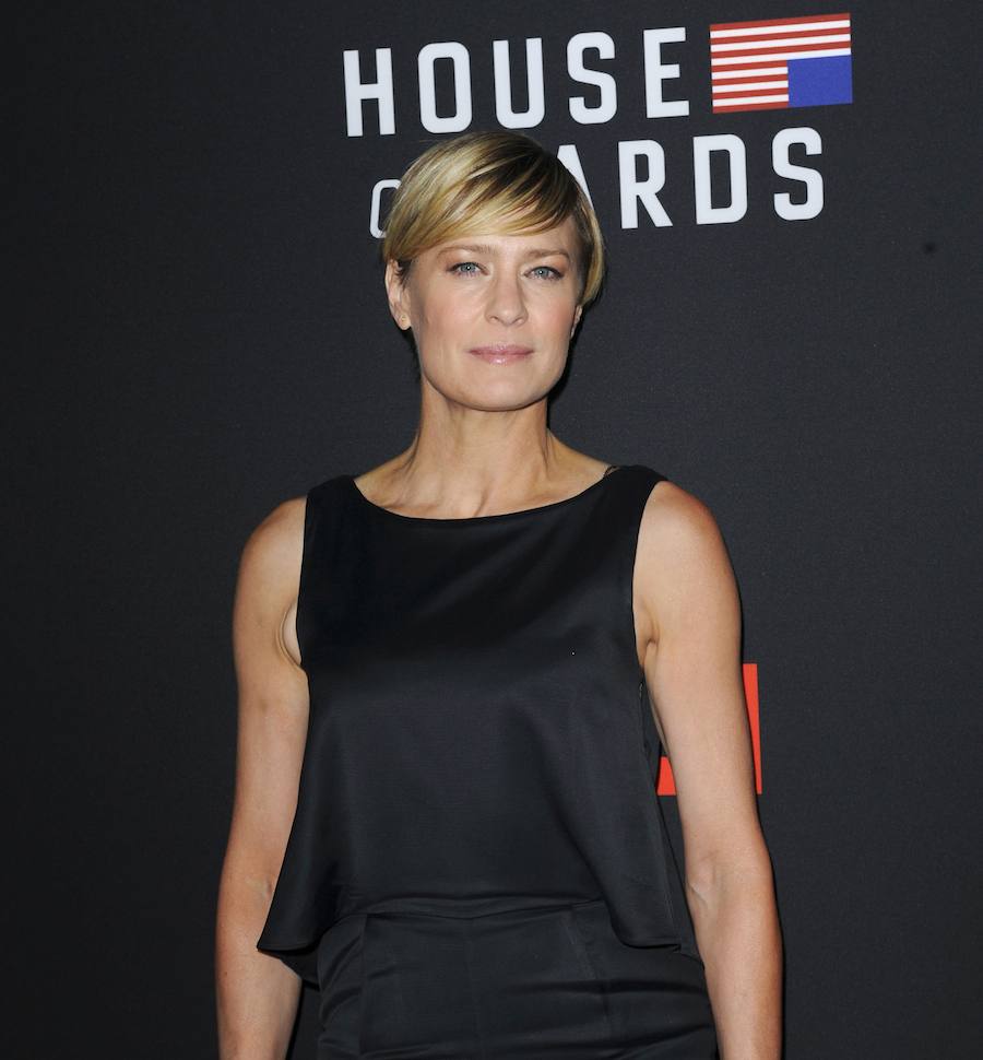 "House of Cards" to Resume Production with Robin Wright Taking Center Stage!