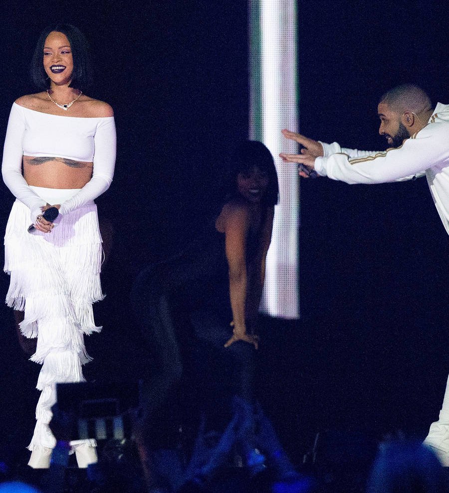 Rihanna and Drake reunite at birthday party