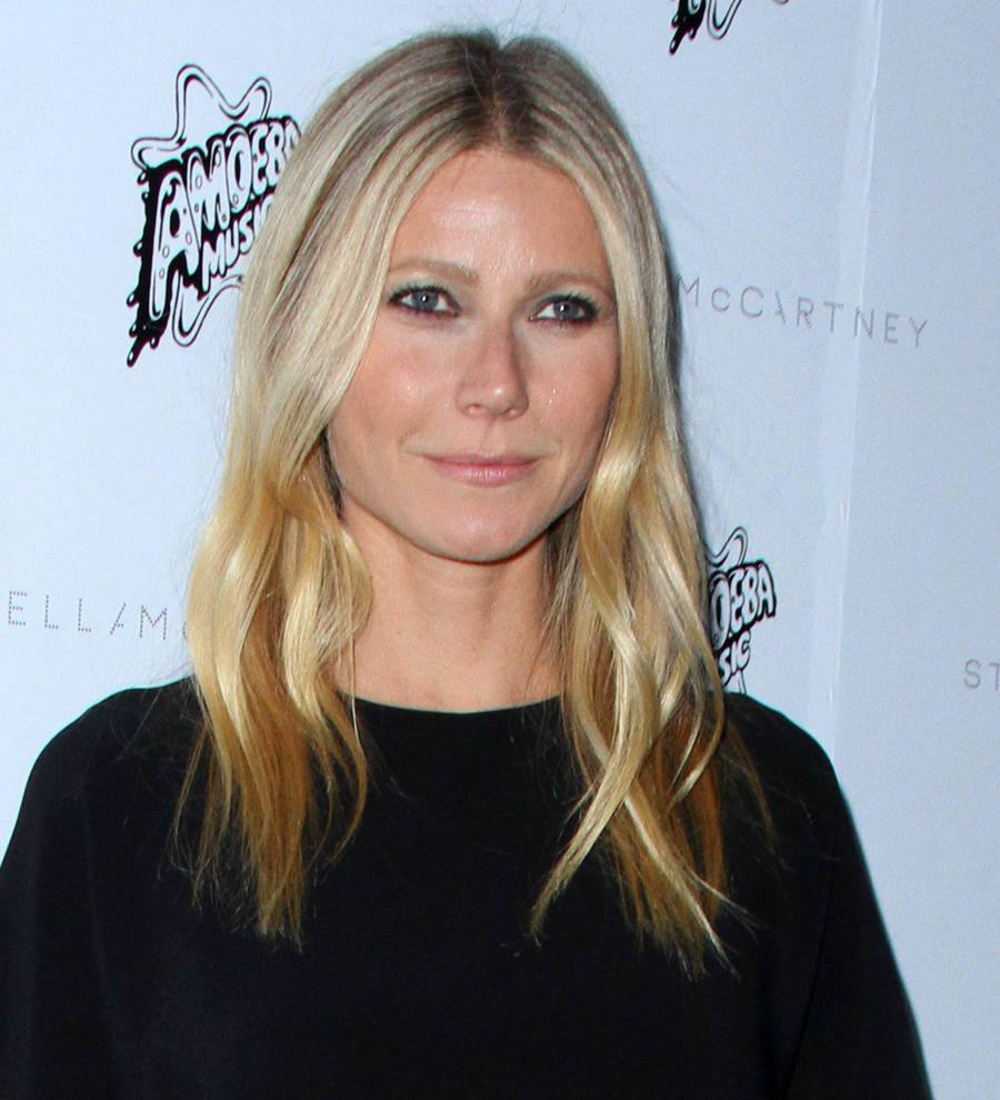 Gwyneth Paltrow and Chris Martin celebrate Apple's birthday