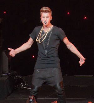Justin Bieber testing comedy skills on SNL