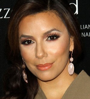 Eva Longoria in travel scare