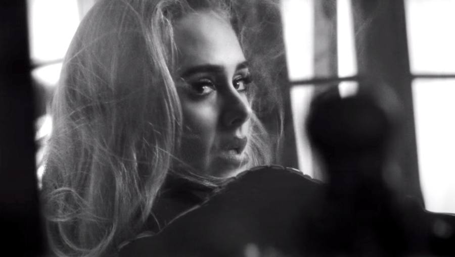 Adele Doesn't Miss a Step With First Single In 6 Years!