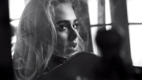 Adele Doesn't Miss a Step With First Single In 6 Years!