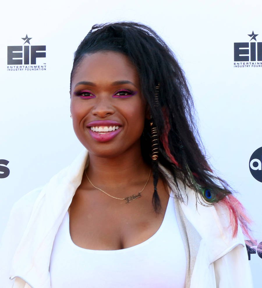 Jennifer Hudson's holiday home took workers four days to light up